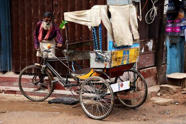 Hindistan 'ın güneyindeki Tamil Nadu eyaletinin Hint kenti. Mamallapuram, günümüzde UNESCO Dünya Mirası Listesi 'nde yer alan bir arkeoloji parkı..