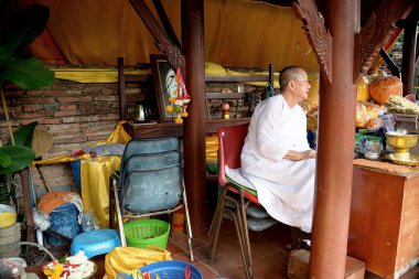 Tayland, Ayutthaya eski şehrin kalıntıları şimdi Ayutthaya Tarihi Parkı 'nı oluşturuyor, içinde saraylar, Budist tapınaklar, manastırlar ve heykeller bulunan bir arkeolojik alan.