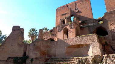 İTALYA, ROME-Piazza Vittorio, bahçeler ve antik Roma kalıntıları