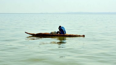 ETHIOPIA Mavi Nil Şelaleleri Etiyopya 'da bulunan şelalelerdir. Amharic 'te Tis Issat ya da Tissisat olarak bilinen bölge, Bahir Dar ve Tana Gölü' ne yaklaşık 30 km mesafede, nehrin ilk kısmında yer alıyor.