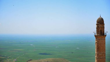 TURKYE, MARDIN is a city in southeastern Turkey. Known for its Arab architecture and for its strategic position. From its altitude it dominates northern Mesopotamia clipart