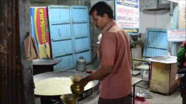 Hindistan Çılgınları, MILK MASALA Satış Şovu