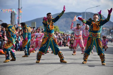 ARGENTINA, Ushuaia 'daki Karnaval, Büyük Tierra del Fuego Adası' nın güney kıyısında, gezegenin en güneydeki şehir.