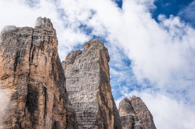 Drei Zinnen 'in güzel manzarası