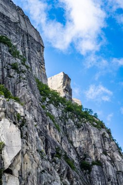 Preikestolen 'ın güzel manzarası