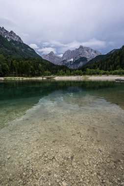 Slowenia 'daki Alplerin güzel manzarası