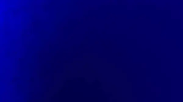 Düz mavi arkaplan ve ince bir eğim. Sunumlar, dijital tasarım projeleri, web sayfaları ve sosyal medya grafikleri için elverişli.