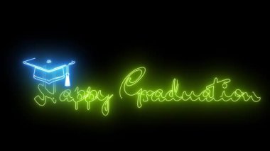 Parlayan pembe senaryoyla parlak neon neon mutlu mezuniyet tebriği. Siyah arka planda mavi ışıklı mezuniyet şapkası ikonu. Şenlikli ve modern kutlama tasarımı.