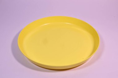 Sade geçmişi olan çocuklar için plastik bulaşık takımı