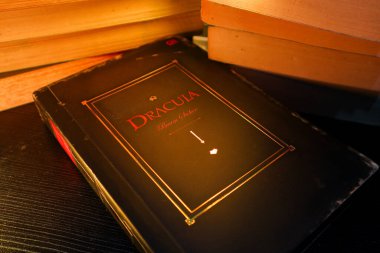 19 Temmuz 2024: Bram Soker 'in romanı Drakula