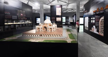 NEW DELHI, INDIA - 24 Temmuz 2024: Sunder Nursery 'deki Humayun Müzesi manzarası, 24 Temmuz 2024, Yeni Delhi, Hindistan.