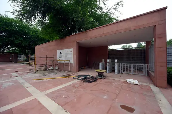 NEW DELHI, INDIA - 24 Temmuz 2024: Sunder Nursery 'deki Humayun Müzesi manzarası, 24 Temmuz 2024, Yeni Delhi, Hindistan.