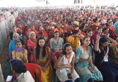 PATNA, INDIA - 25 Mayıs 2024 tarihinde Hindistan 'ın Patna kentinde Başbakan Narendra Modi' nin seçim mitinginde BJP destekçileri. (Fotoğraf: Santosh Kumar / Hindustan Times Modi