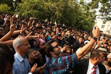 NEW DELHI, INDIA - 8 Mayıs 2024: Bollywood Aktörü RajKummar Rao, 8 Mayıs 2024 tarihinde Yeni Delhi, Hindistan 'da bulunan Kuzey Kampüsü, Delhi Üniversitesi' ndeki Viksit Bharat Run 'a katıldı.