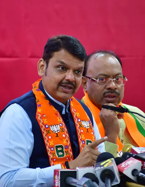 stock image MUMBAI, INDIA - MAY 7, 2024: Rajendra Gavit of Shiv Sena joined BJP in the presence of Maharashtra Deputy CM Devendra Fadnavis along with Chandrashekhar Krishnarao Bawankule and other dignitaries on May 7, 2024 in Mumbai, India.