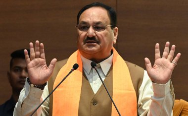 NEW DELHI, INDIA - APRIL 27, 2024: Delhi 7 üye Delhi Sikh Gurdwara Yönetim Komitesi Jasmin Singh Noni, Parminder Singh Lucky, Bhupender Singh Ginni, Ramandeep Singh Thapar, Ramanjot Singh Meeta, Harjeet Singh Pappa, Manjeet Singh Aulakh.