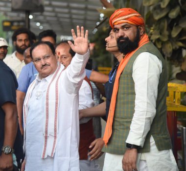 PATNA, INDIA - BJP Ulusal Başkanı J.P. Nadda 24 Nisan 2024 tarihinde Hindistan 'ın Patna kentinde Jaiprakash Narayan Havalimanı' na geldi.. 