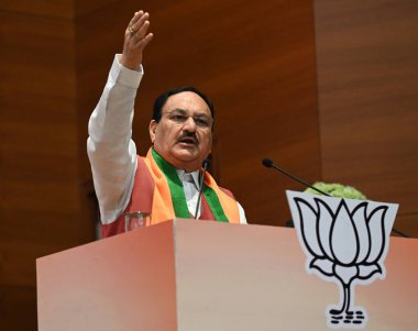 NEW DELHI, INDIA - 14 Nisan 2024 tarihinde Hindistan 'ın Yeni Delhi kentinde BJP Ulusal Başkanı JP Nadda, Lok Sabha Seçim 2024 Sankalp Patra' nın lansmanında. BJP seçim manifestosu - 'Sankalp Patra': Bir ulus, bir seçim