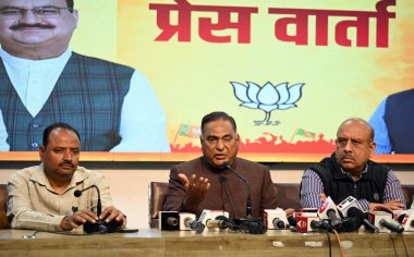 NEW DELHI, INDIA - 7 Mart 2024: Ramvir Singh Bidhuri, BJP 'nin Güney Delhi' den yaklaşan Lok Sabha Seçimleri adayı Delhi 'deki BJP' nin MLA 'ları, Pant Marg. 