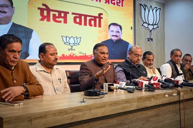 NEW DELHI, INDIA - 7 Mart 2024: Ramvir Singh Bidhuri, BJP 'nin Güney Delhi' den yaklaşan Lok Sabha Seçimleri adayı Delhi 'deki BJP' nin MLA 'ları, Pant Marg. 