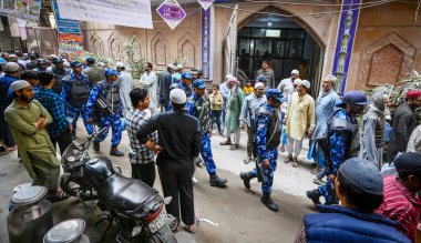 NEW DELHI, INDIA - 12 Mart 2024: Delhi Polis ve Güvenlik personeli İçişleri Bakanlığı 'nın 12 Mart 2024' te Vatandaşlık Yasası 'nın (Yasa Değişikliği) uygulanmasına ilişkin kuralları bildirmesinden bir gün sonra Şeheen Bagh' da yürüyüş 