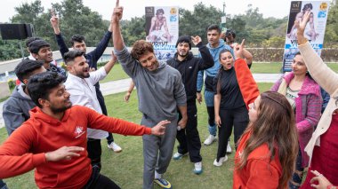 NEW DELHI, INDIA -FEBRUARY 3, 2024: Bollywood oyuncusu Vidyut Jamwal, HT Citys 25. yıldönümü kutlamasında, 3 Şubat 2024 tarihinde, Hindistan 'ın Yeni Delhi kentinde