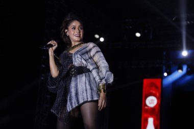 NEW DELHI, INDIA - Mart 2 2024: Bollywood şarkıcısı Sunidhi Chauhan, Netaji Subhas Teknoloji Üniversitesi 'nde (NSUT)