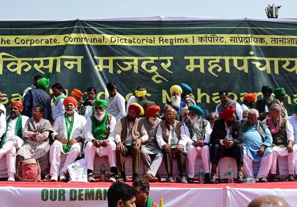 stock image NEW DELHI, INDIA - MARCH 14: Samyukt Kisan Morcha Farmer leader during 'Kisan Mazdoor Mahapanchayat' to protest against Centers policies on MSP, Farmers from all over India gather at Ramlila Maidan, on March 14, 2024 in New Delhi, India. 