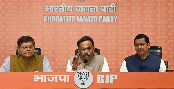 stock image NEW DELHI, INDIA - MARCH 2, 2024: General secretary of Bharatiya Janata Party, Vinod Tawde, Vice President BJP Baijayant Jay Panda, MP Anil Baluni, during the announcements the BJP First List of Candidates for lok sabha seats at BJP Headquarter.