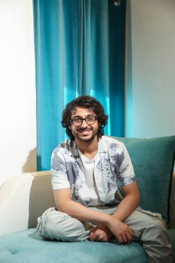 NEW DELHI, INDIA - 29 Şubat 2024: YouTuber CarryMinati, 29 Şubat 2024 tarihinde Hindistan 'ın Yeni Delhi kentinde HT şehrine verdiği özel röportajda. 