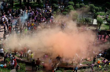 NOIDA, INDIA - 25 Mart 2024: Hindistan 'ın Noida kentinde 25 Mart 2024' te 121.