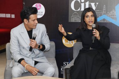 NEW DELHI, INDIA 14 ARALIK 2024: Bollywood aktörleri Manoj Bajpayee ve Konkona Sen Sharma, HT City ile yaptıkları özel söyleşide OTT serisi Katil Çorbası 'nın tanıtımı için