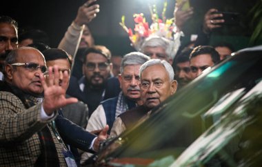 NEW DELHI, INDIA - 29 Aralık 2023: Bihar Genel Sekreteri Nitish Kumar ve Rajiv Rajan Singh (Lalan Singh), 29 Aralık 2023 tarihinde Hindistan 'ın Rafi Marg şehrinde düzenlenen Ulusal JDU Anayasa Toplantısı' nın ardından.