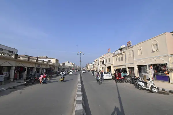 stock image AYODHYA, INDIA - DECEMBER 22, 2023: A view of the main road of Ayodhya after the beautification and road widening work 