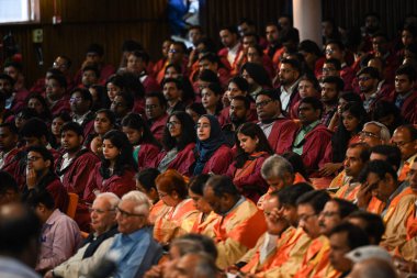 NEW DELHI, INDIA AĞUSTOS 12: Öğrenciler 12 Ağustos 2023 'te Hindistan' ın Yeni Delhi kentinde düzenlenen 54. Hint Teknoloji Enstitüsü Toplantısına katıldılar.. 