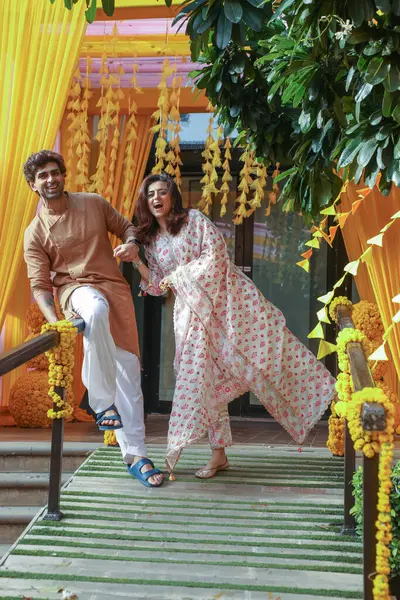 stock image NEW DELHI, INDIA  AUGUST 28, 2024: Indian actors Ridhi Dogra and Akshay Dogra celebrate Raksha Bandhan during an exclusive interview with HT City for Rakhi festival special shoot