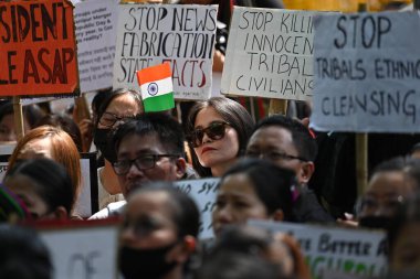 NEW DELHI, INDIA - 31 Mayıs 2023 'te Yeni Delhi, Hindistan' da devam eden Jantar Mantar 'daki Kabile Dayanışması protestosuna Manipur kabilesi de katıldı.. 
