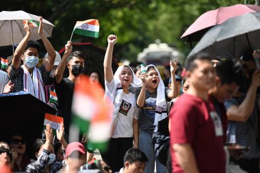 NEW DELHI, INDIA - 31 Mayıs 2023 'te Yeni Delhi, Hindistan' da devam eden Jantar Mantar 'daki Kabile Dayanışması protestosuna Manipur kabilesi de katıldı.. 