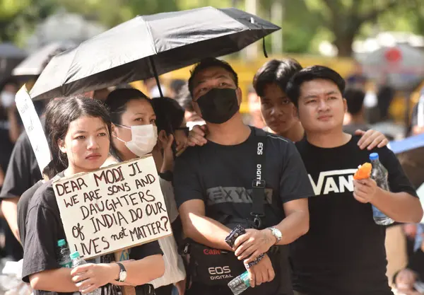 stock image NEW DELHI, INDIA - MAY 31: Manipuri Kuki-Zo women staging a demonstration at Jantar Mantar on May 31, 2023 in New Delhi, India. Amid fresh violence in Manipur in the ongoing clashes between the Meitei and Kuki-Zomi people