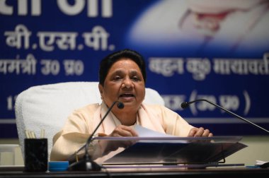 LUCKnow, INDIA - BSP Supremo Mayawati, 4 Ağustos 2024 tarihinde Hindistan 'ın Lucknow kentinde SC ST Bill ile ilgili Yüksek Mahkeme kararıyla ilgili bir basın toplantısı düzenledi.. 