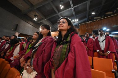 NEW DELHI, INDIA - 10 Ağustos 2024: Hindistan Teknoloji Enstitüsü (IIT Delhi) Kongresi 'ne 10 Ağustos 2024 tarihinde Hindistan' ın Yeni Delhi kentinde öğrenciler katıldı. Hindistan Teknoloji Enstitüsü, Delhi (IIT-D) 55 yıllık toplantısını gerçekleştirdi