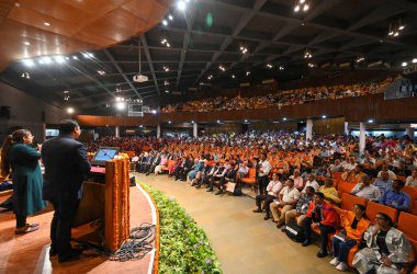NEW DELHI, INDIA - 10 Ağustos 2024: Hindistan Teknoloji Enstitüsü (IIT Delhi) Kongresi 'ne 10 Ağustos 2024 tarihinde Hindistan' ın Yeni Delhi kentinde öğrenciler katıldı. Hindistan Teknoloji Enstitüsü, Delhi (IIT-D) 55 yıllık toplantısını gerçekleştirdi
