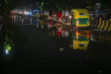 NEW DELHI INDIA SEPTEMBER 18 Eylül 2024 Kongre Başkanı Mallikarjun Kharge tarafından 18 Eylül 2024 tarihinde Yeni Delhi Hindistan 'da KC Venugopal ve Bhupinder Singh Hooda' nın huzurunda serbest bırakıldı. Fotoğraf: Sonu Mehta Hindistan Times