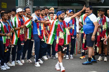 NEW DELHI INDIA SEPTEMBER 18 Eylül 2024 Kongre Başkanı Mallikarjun Kharge tarafından 18 Eylül 2024 tarihinde Yeni Delhi Hindistan 'da KC Venugopal ve Bhupinder Singh Hooda' nın huzurunda serbest bırakıldı. Fotoğraf: Sonu Mehta Hindistan Times