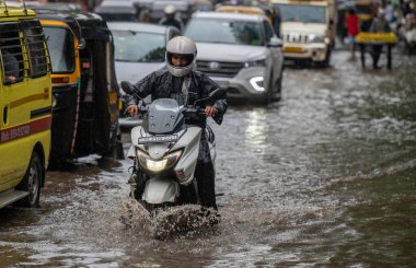 NEW DELHI INDIA SEPTEMBER 18 Eylül 2024 Kongre Başkanı Mallikarjun Kharge tarafından 18 Eylül 2024 tarihinde Yeni Delhi Hindistan 'da KC Venugopal ve Bhupinder Singh Hooda' nın huzurunda serbest bırakıldı. Fotoğraf: Sonu Mehta Hindistan Times