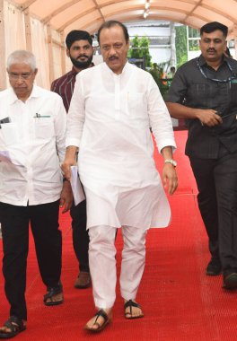 MUMBAI, INDIA - 20 Temmuz 2023 tarihinde Hindistan 'ın Mumbai kentinde Maharashtra Meclisi' nin muson oturumu sırasında Dy CM Ajit Pawar. Fotoğraf: Anshuman Poyrekar / Hindustan Times)
