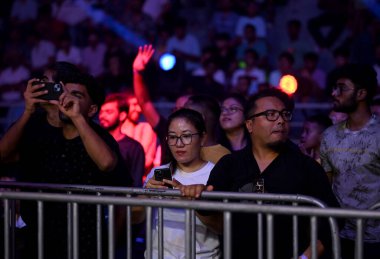 2 Temmuz 2023 'te Hindistan' ın Noida kentinde Noida Indoor Stadyumu 'nda düzenlenen Matrix Dövüş Gecesi' ne savaşçılar katıldı.. 