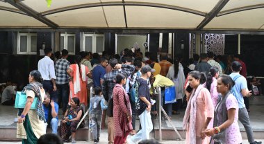 NEW DELHI, INDIA - 14 Ağustos 2024: Hasta RML hastane doktorları ve personel sitesi Dharna 'nın talepleri nedeniyle 14 Ağustos 2024' te Yeni Delhi, Hindistan 'da bulunan RML Hospiatl' da toplandı.. 