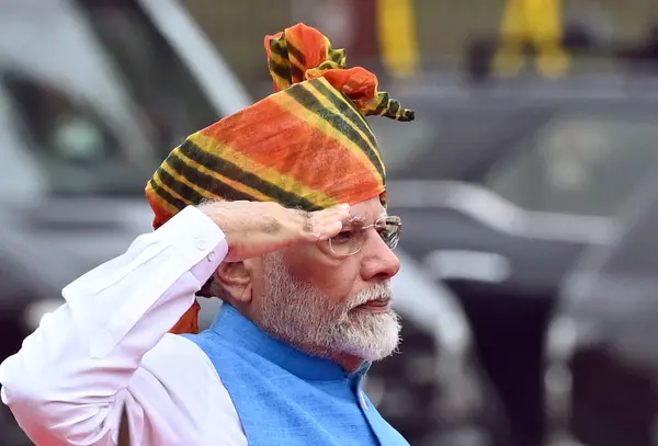 stock image Prime Minister Narendra Modi receives a Guard of Honor on 78th Independence Day at the Red Fort, on August 15, 2024 in New Delhi, India. 