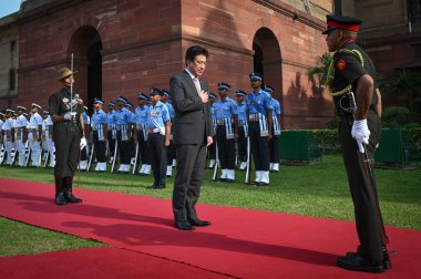 NEW DELHI, INDIA - 20 AĞUSTOS: Japon Savunma Bakanı Minoru Kihara, Hindistan Savunma Bakanı Rajnath Singh 'in 20 Ağustos 2024 tarihinde Yeni Delhi, Hindistan' daki Güney bloğu çimlerinde bir onur kıtası aldı. Fotoğraf: Sanchit Khanna / Hindu